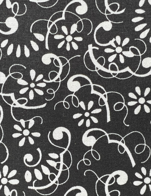 Black and White Flower Spots Fat Quarter